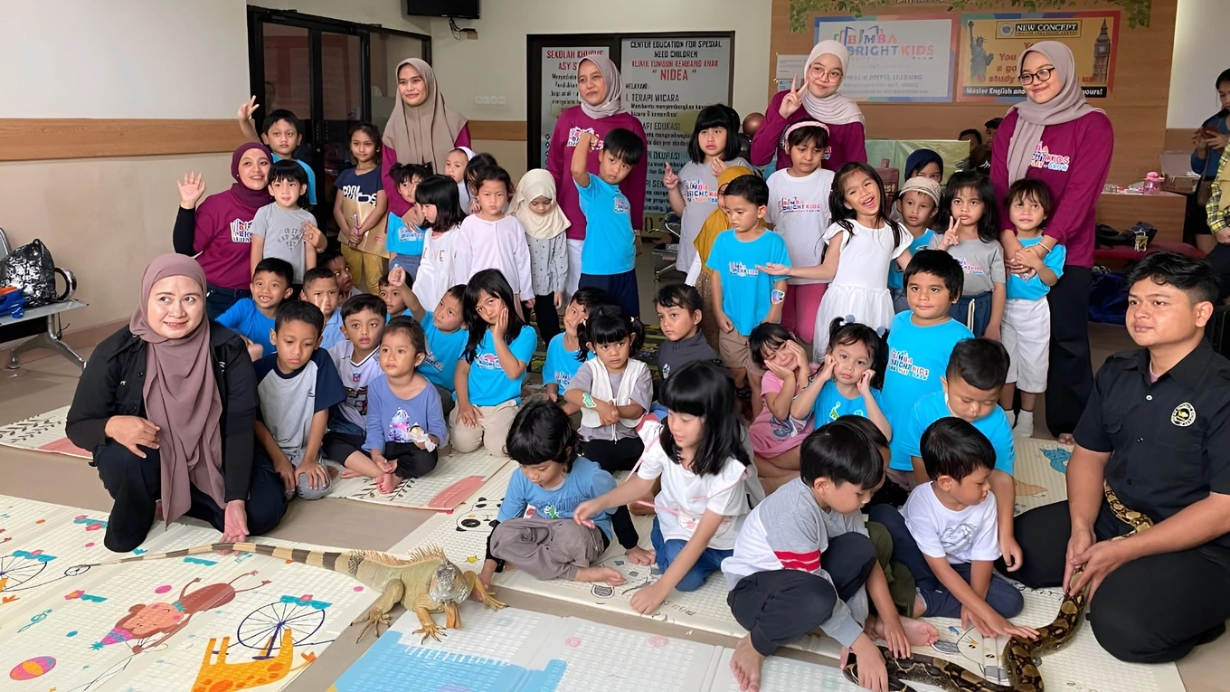 Bimba Brightkids Front Office